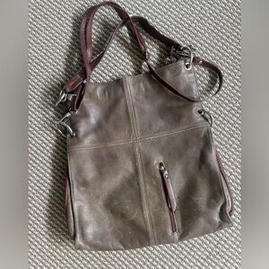 Elegant Brown Italian Leather Shoulder Bag